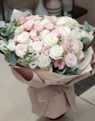 Букет из роз различных сортов