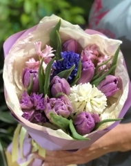 Букет с тюльпанами и гиацинтами