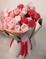 Букет из роз различных сортов