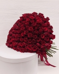 Букет из 101 розы сорта Эксплоер