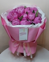 Букет ароматных пионов