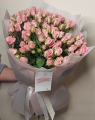 Букет из кустовой розы Одиллия