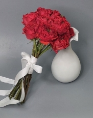 Свадебный букет из 11 роз Ред Монстер