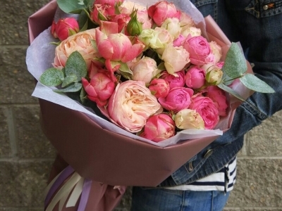 Букет микс из роз Викториан классик спрей и Жизель