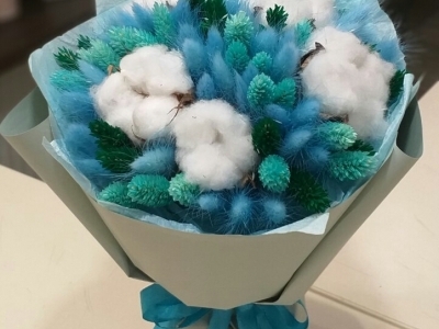 Букет сухоцветов в цвете Тиффани с хлопком, лагуросом и фалярисом