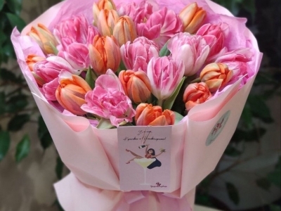 Букет из пионовидных тюльпанов Фокстрот и Оранж Принцесс (25 шт) 