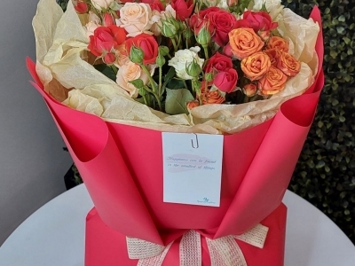 Букет микс из кустовых роз