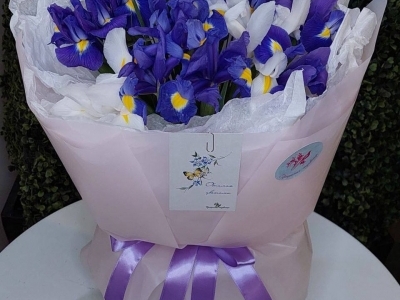 Букет ирисов