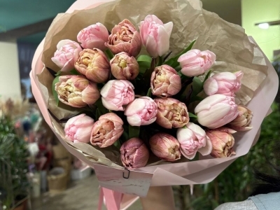 Букет с тюльпанами Фокстрот и Брауни